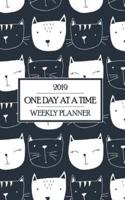 2019 One Day at a Time Weekly Planner