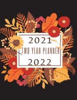 2021 2022: Two Year Planner: Weekly and Monthly:Jan 2021 - Dec 2022 Calendar Appointment Book   Calendar View Spreads   24 Month Planner (8,5 x 11) Large Size: Two Year Planner&nbsp;