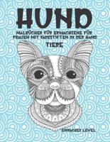 Malbücher für Erwachsene für Frauen mit Farbstiften in der Hand - Einfaches Level - Tiere - Hund