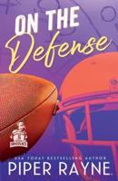 On the Defense (Large Print)