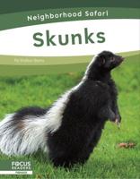 Skunks. Paperback
