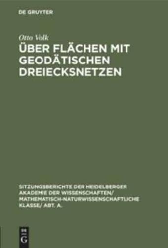 Über Flächen mit geodätischen Dreiecksnetzen